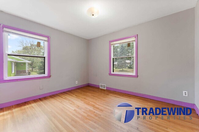 Building Photo - 1760 Birmingham St