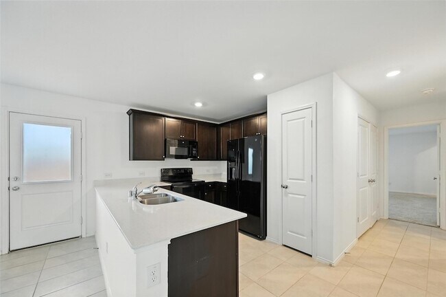 Building Photo - 208 Rubylace Dr