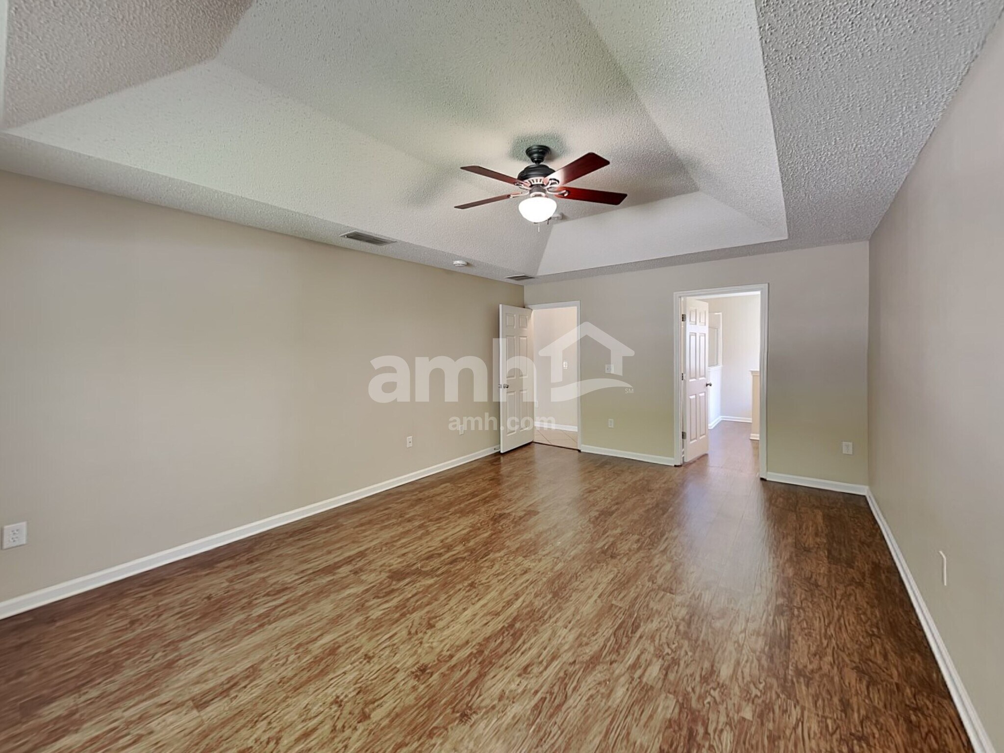 Building Photo - 9125 Fallsmill Dr