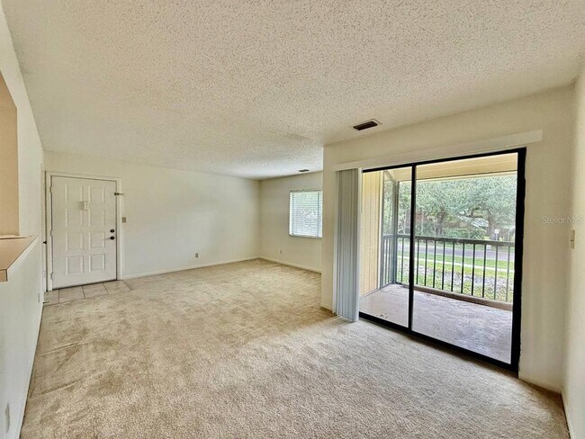 Building Photo - 13385 Arbor Pointe Cir