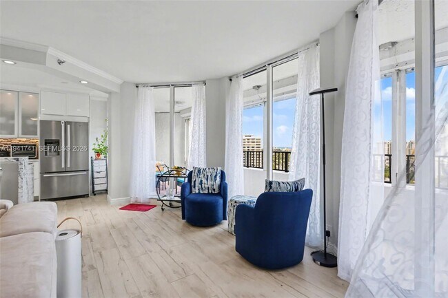 Building Photo - 300 Three Islands Boulevard