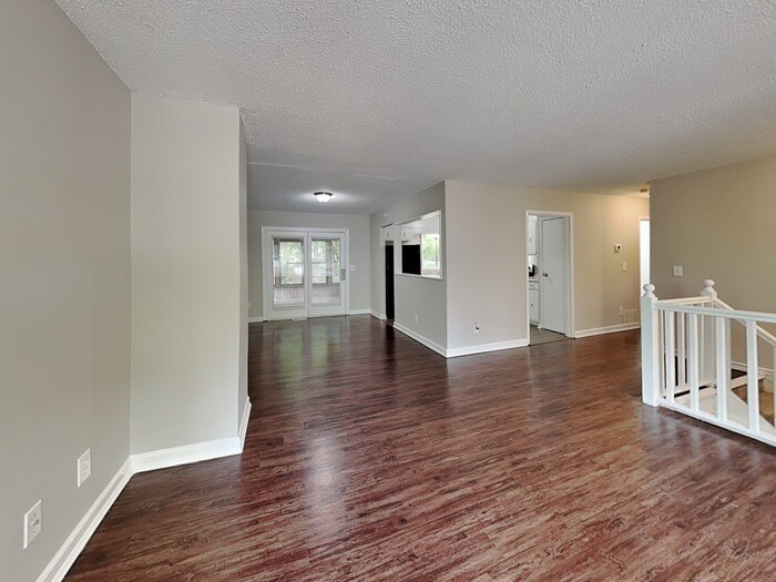 Building Photo - 1540 Walnut Ridge Ct
