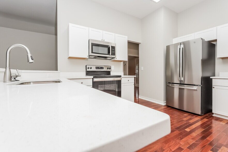 Building Photo - 4703 Bear Claw Ct