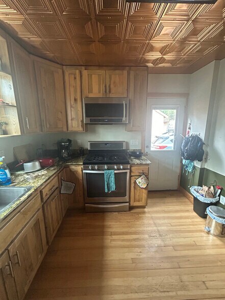 Building Photo - 1612 Mt Evans Dr