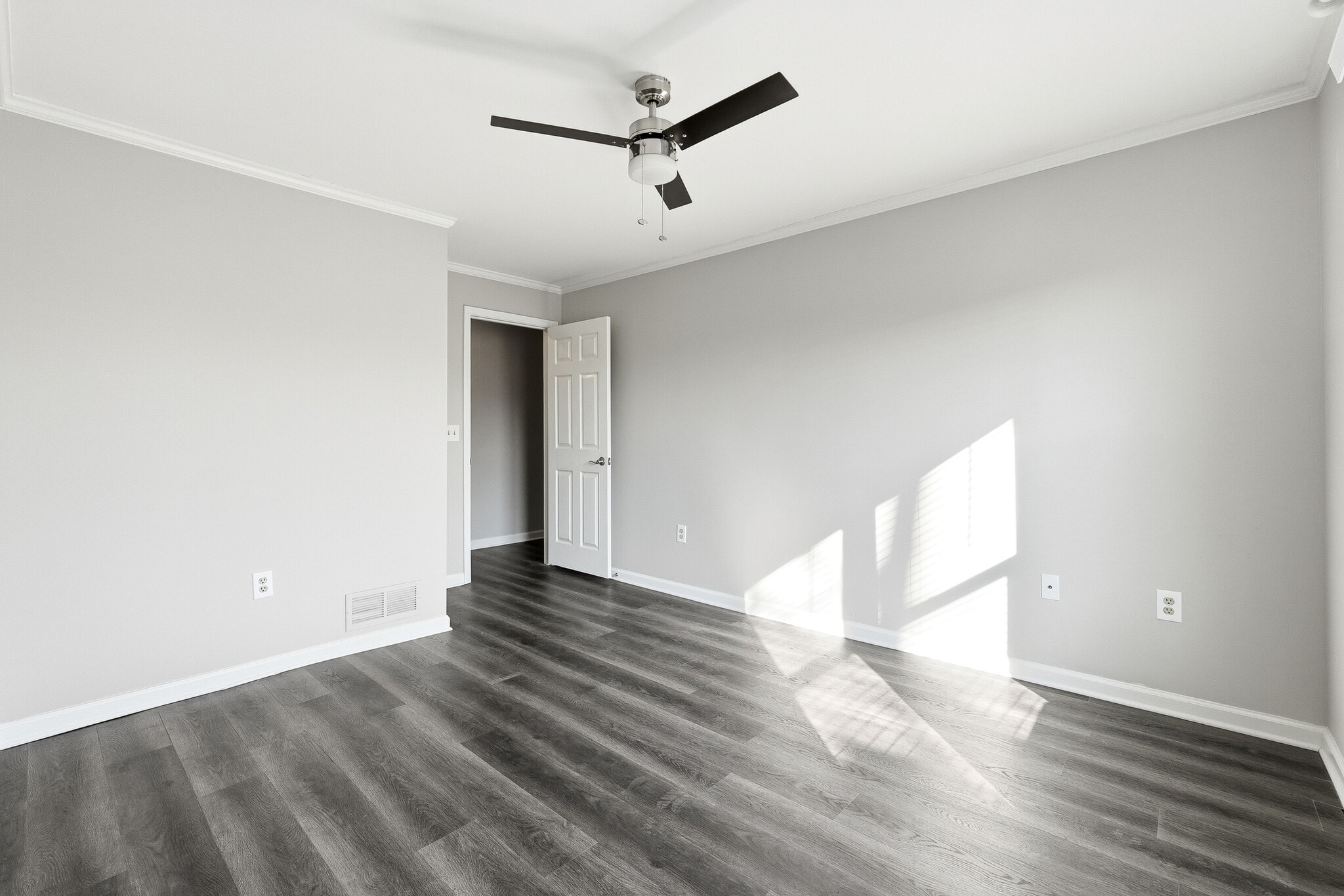 Building Photo - 2071 Defoors Ferry Rd NW