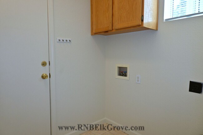 Building Photo - 2821 Babson Dr