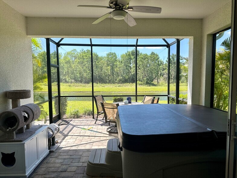 Screened in Lanai - 4737 Deep Creek Ter