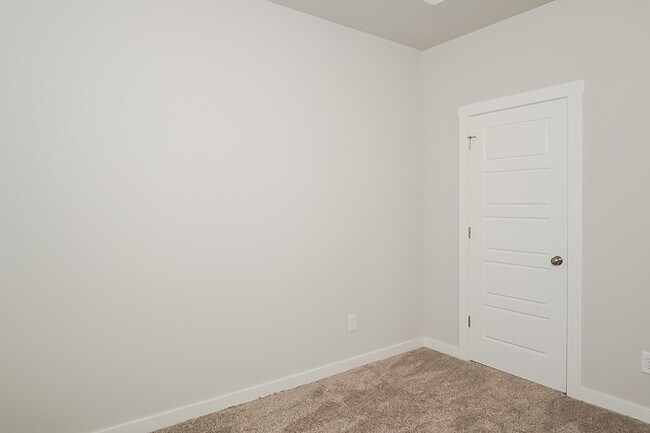 Building Photo - 26218 Beech Grv Ln NW