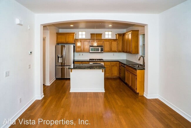 Building Photo - 3 br, 2.5 bath House - 2664 Escala Circle