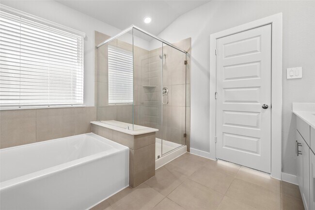 Building Photo - 2635 Wastelbread Ln