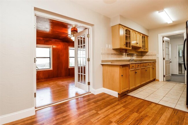 Building Photo - 9894 110th Ln N
