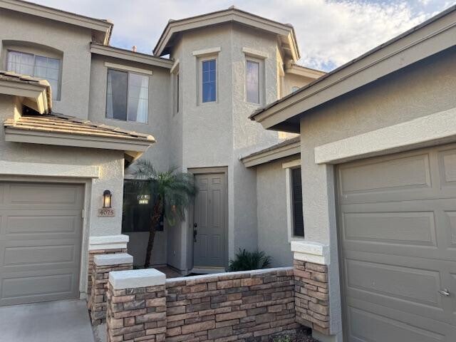 Building Photo - 4075 E Oxford Ln