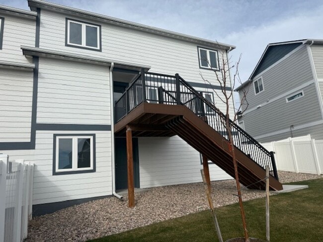 Building Photo - Fully Upgraded Executive Home For Lease