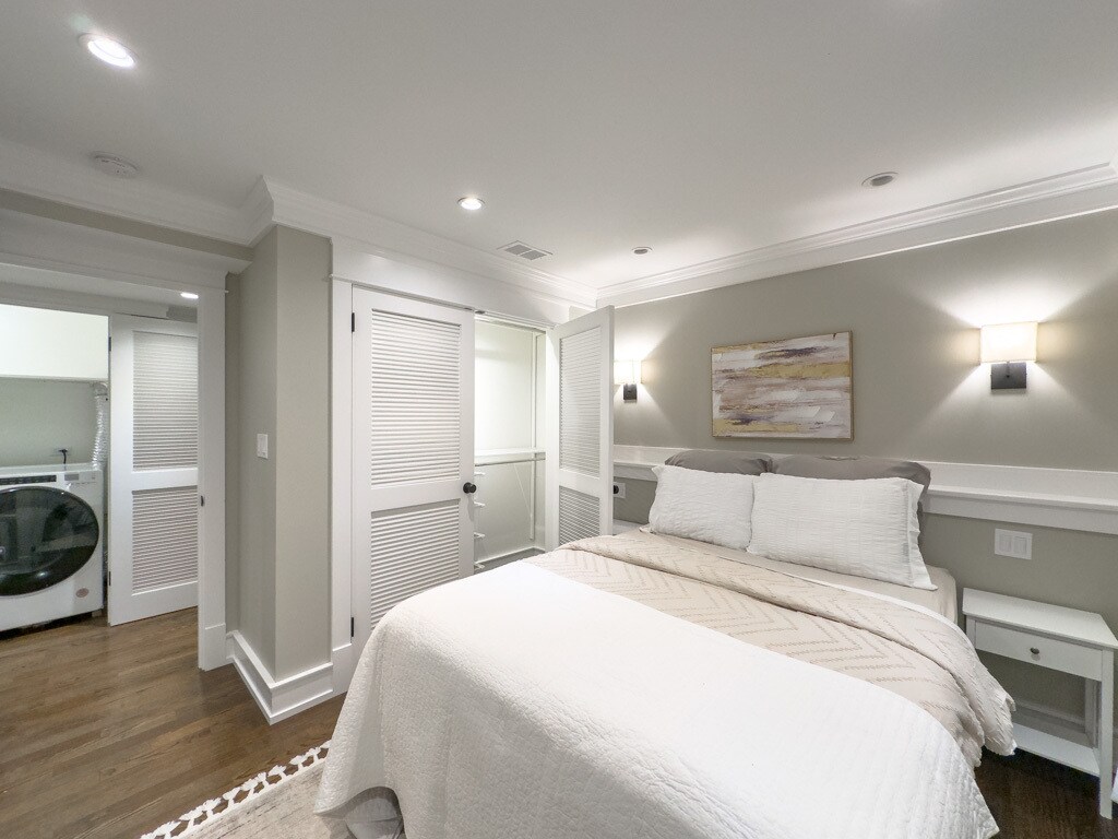 Building Photo - 3453 N Hoyne Ave