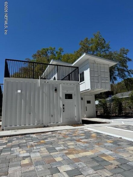 Building Photo - 8778 Waterfront Terrace