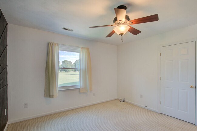 Building Photo - 427 Las Gaviotas Blvd