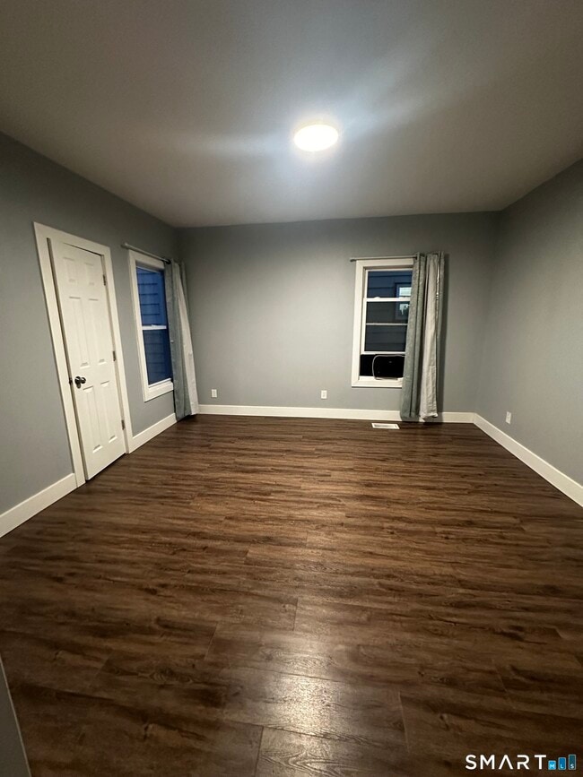 Building Photo - 102 Lombard St