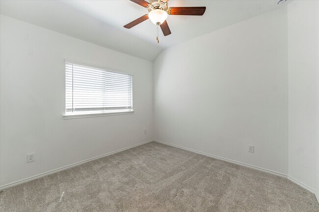 Building Photo - 21107 Armstrong County Dr