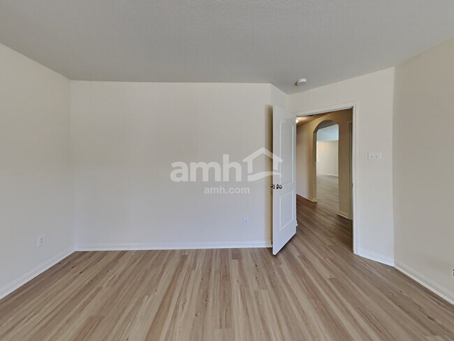 Building Photo - 21115 Baltic Rain Dr