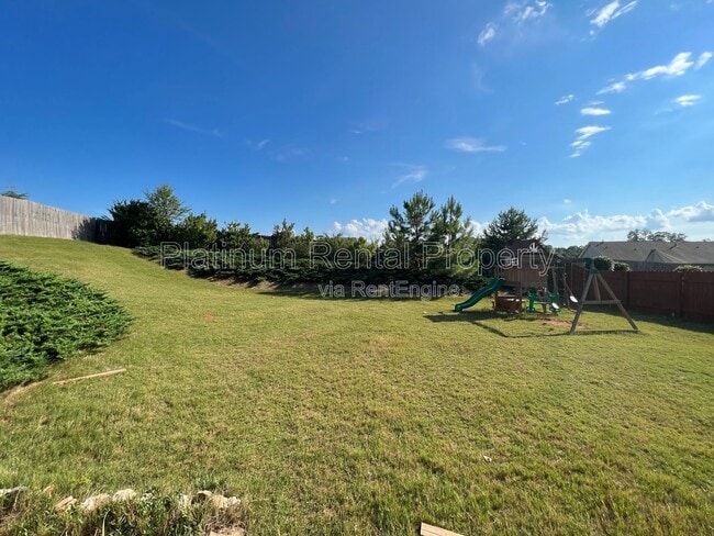 Building Photo - 4770 Leatherstone Way