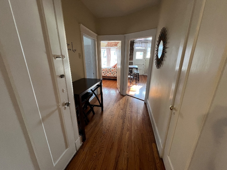 Building Photo - 5354 Murdoch Ave