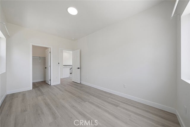 Building Photo - 2423 S Myrtle Ave