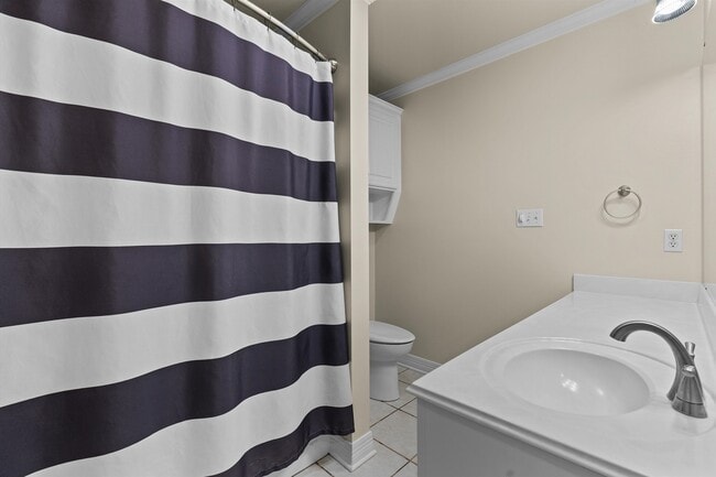 Building Photo - 5814 Gold Crest Dr