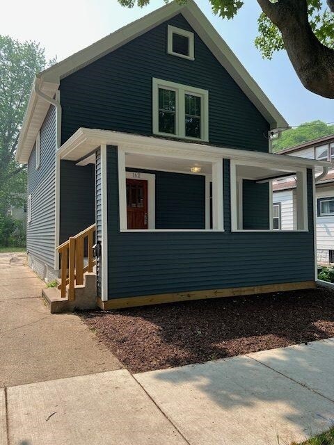 Primary Photo - 162 Talmadge St