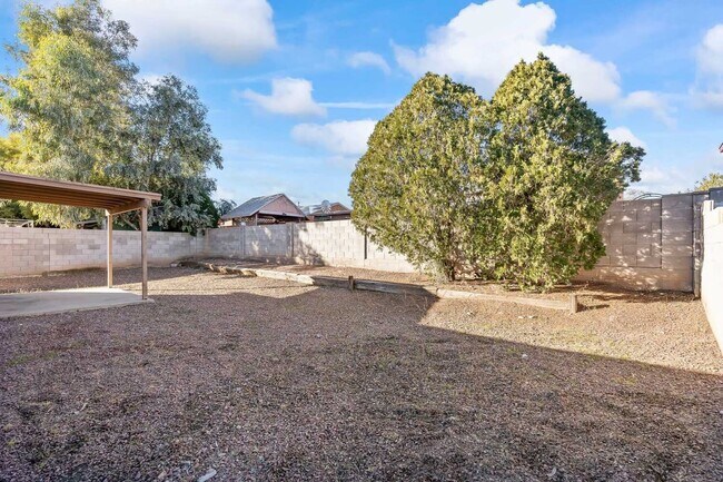 Building Photo - 6082 S Birchwood Dr