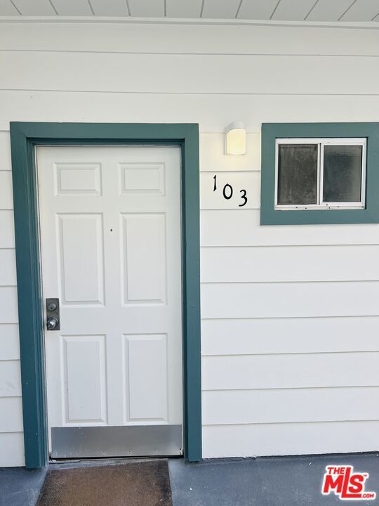 Building Photo - 11738 Mayfield Ave