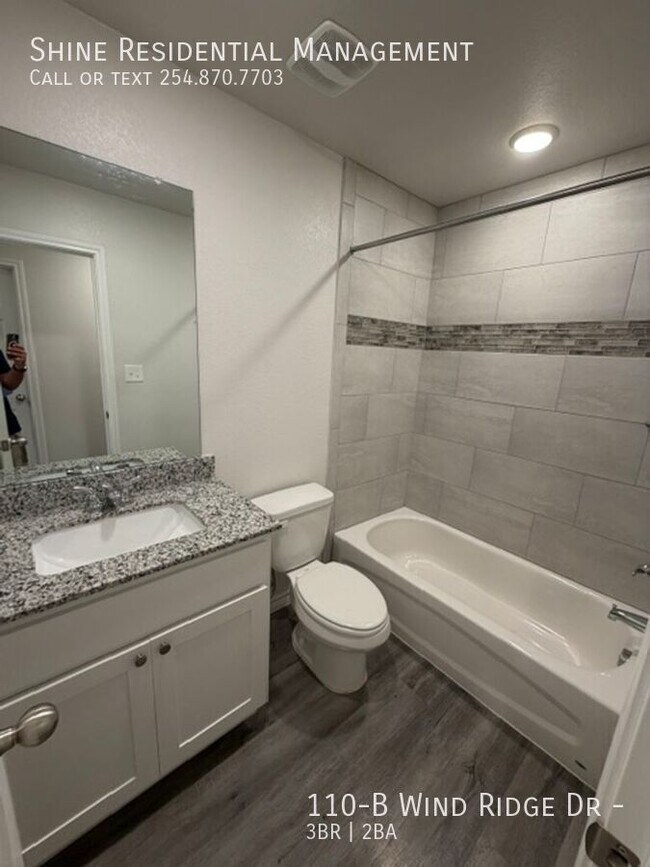 Building Photo - 110-B Wind Ridge Dr --