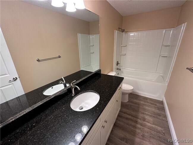 Building Photo - 8525 N Bolder Dr