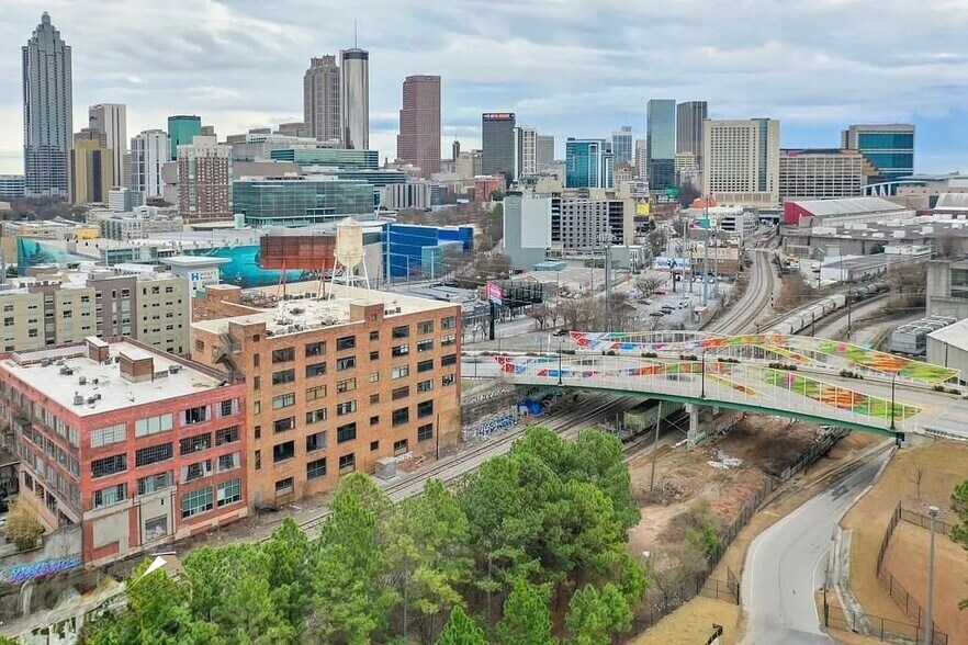 Building Photo - 426 Marietta St NW