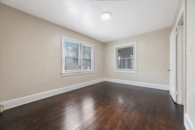 Building Photo - 4119 1st Ave N