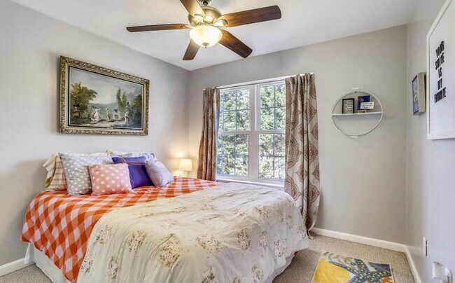 Building Photo - 980 Breakwater Dr