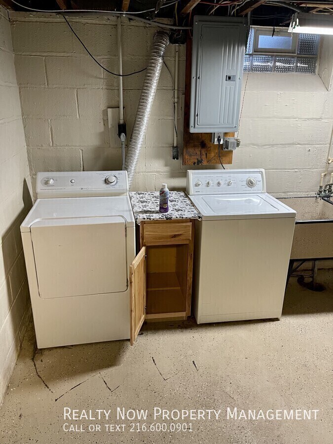 Building Photo - 25300 Lakeshore Blvd