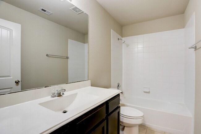 Building Photo - 2911 Indwarra Ct