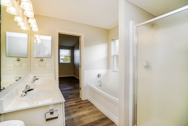 Building Photo - 608 Beckler Ln