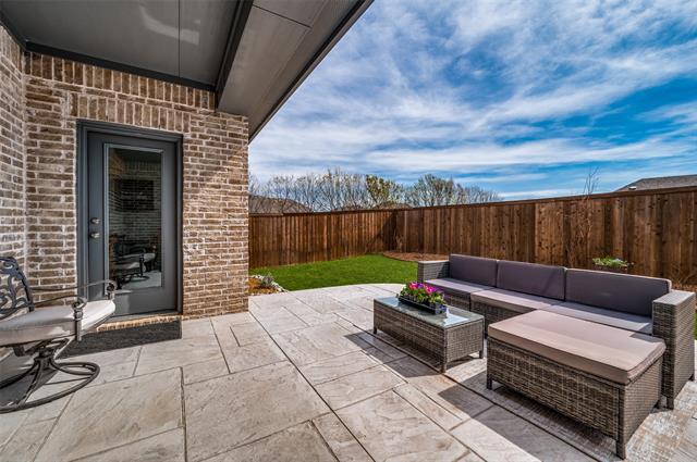 Building Photo - 3004 Comal Dr