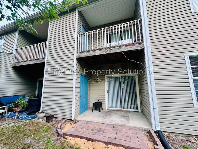 Building Photo - 733 Bragg Dr