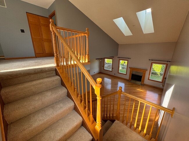 Building Photo - 1661 Estate Cir