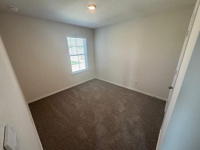 Building Photo - 109 Labein Ave