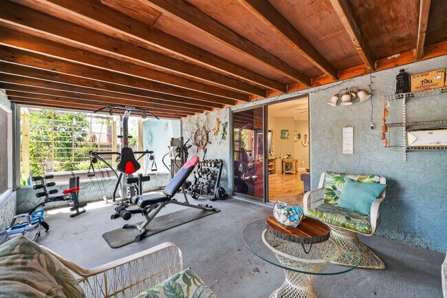 Building Photo - 6180 30th Ct S