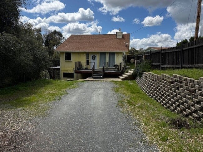 Building Photo - East Sonora Cottage with a view