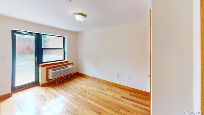 Building Photo - 84-14 143rd St