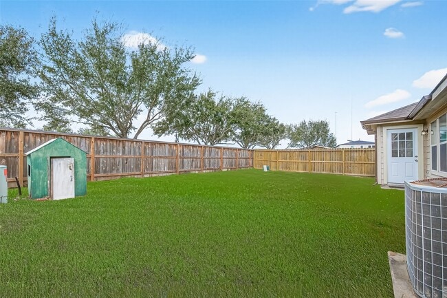 Building Photo - 2806 Powell Springs Ct