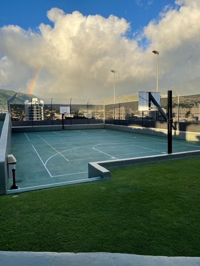 Building Photo - Furnished and Renovated 2 Bed 2 Bath 1 Parking at Marco Polo Apartments, Views and Amenities!!!