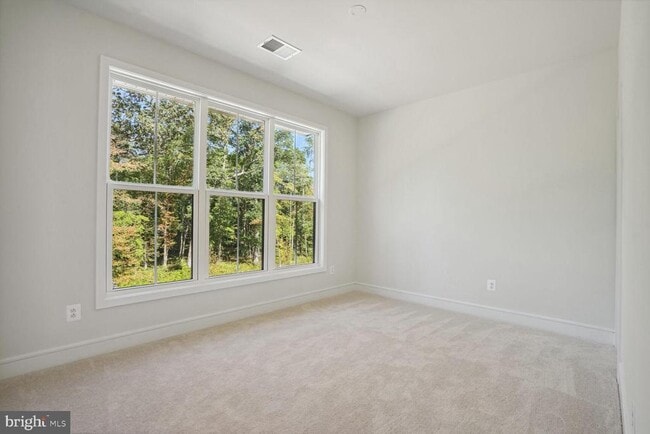 Building Photo - 23115 Glenwood Hts Cir