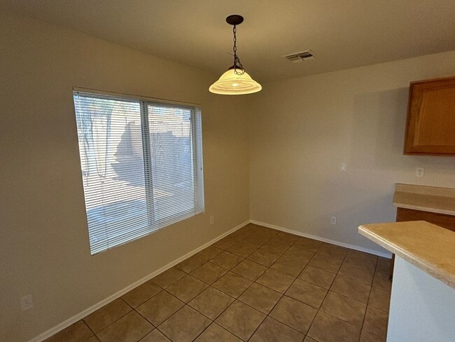 Building Photo - 22538 W Hadley St