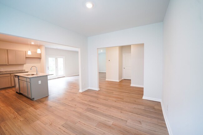 Building Photo - Available Soon!